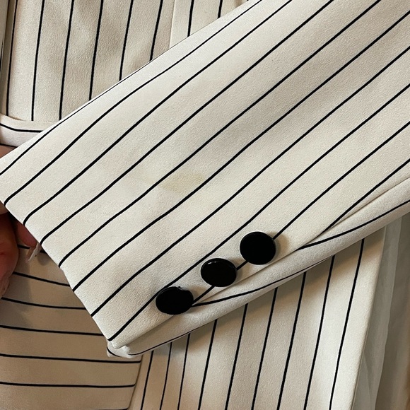 Eric Gaskins 100% silk blazer - Picture 8 of 10